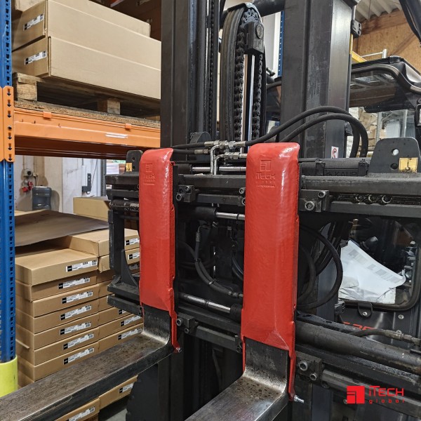 nakładka_amortyzujaca_na_pion_widel_wozka_widlowego